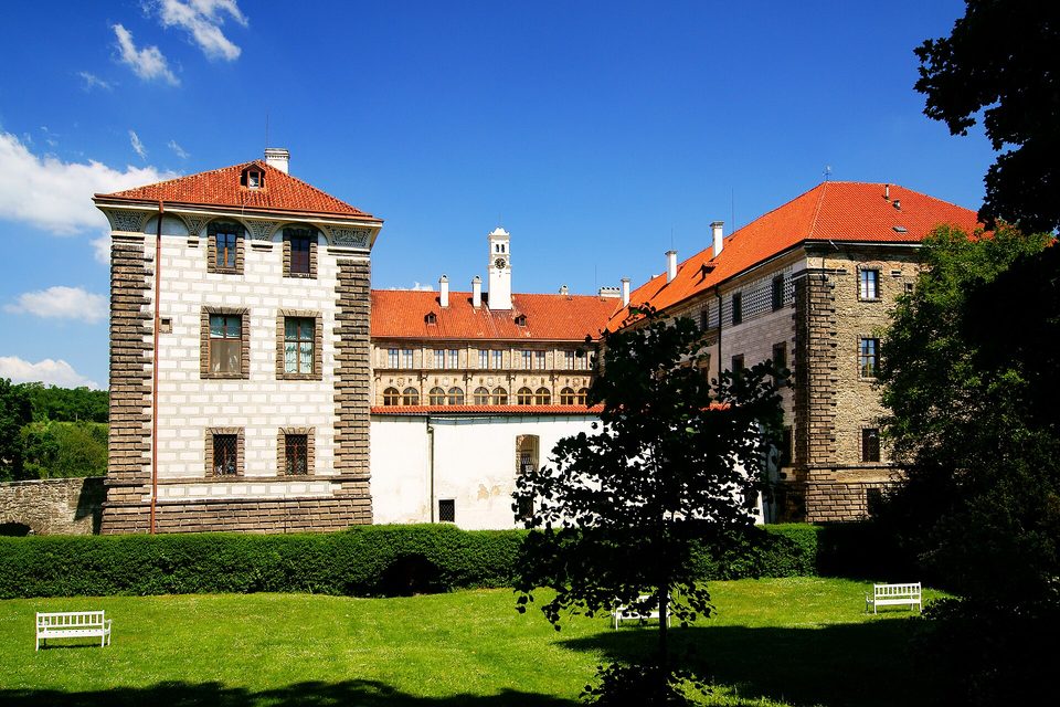 Nelahozeves Chateau