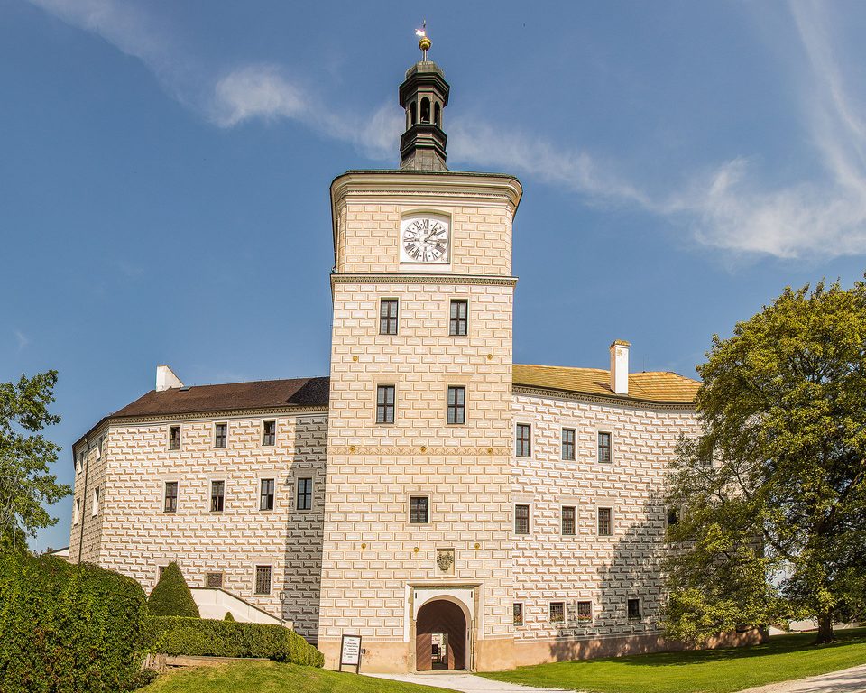 Březnice Chateau