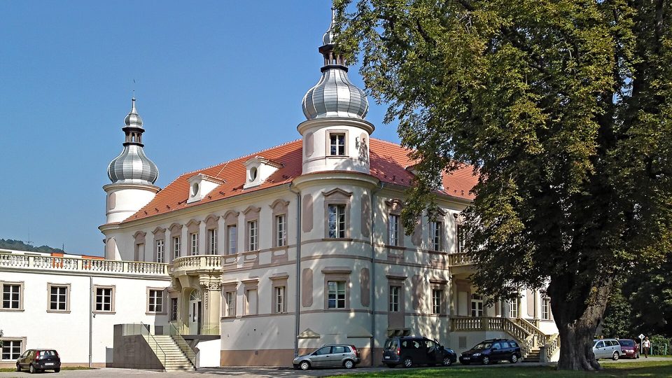 Krásné Březno Chateau