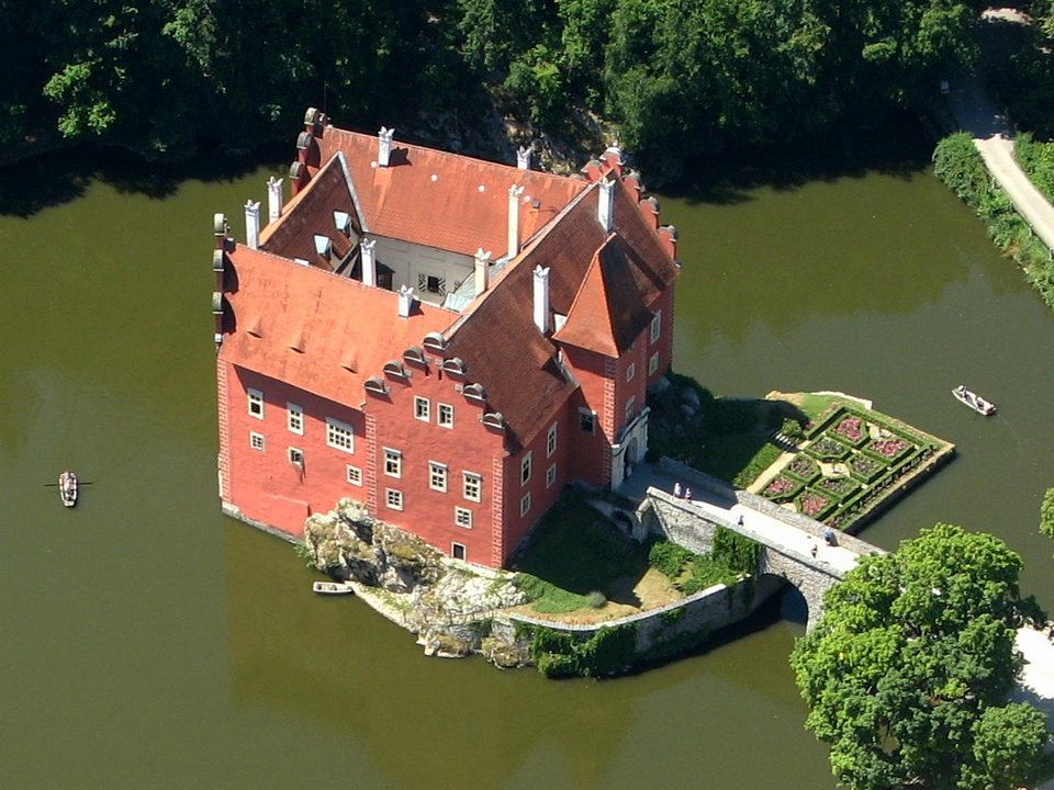 Červená Lhota Chateau