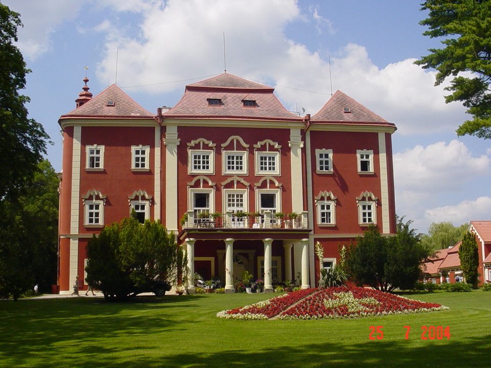 Dětenice Chateau