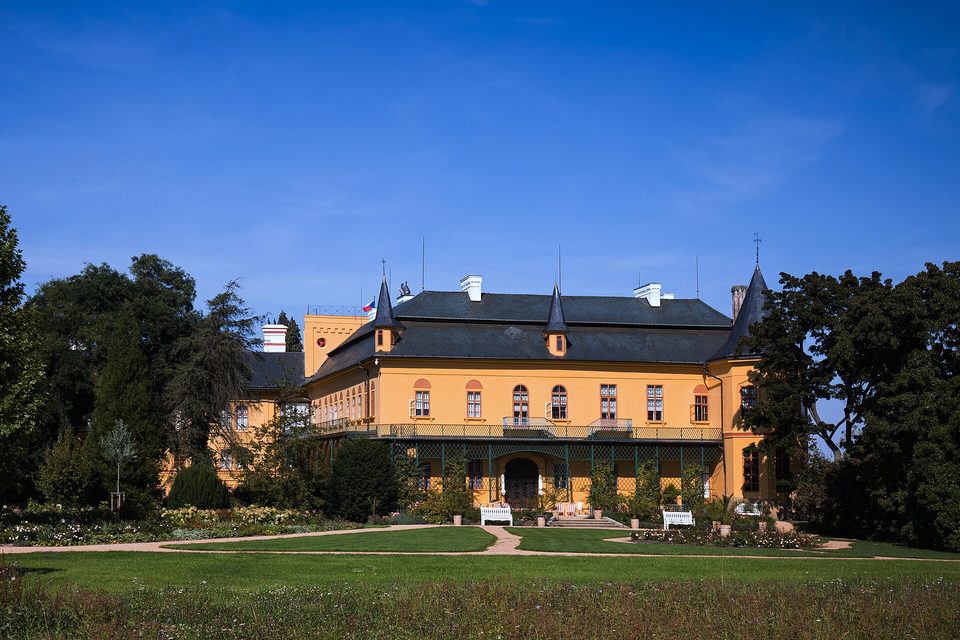 Slatiňany Chateau